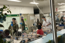 Nhiều học sinh đã đi học trở lại sau vụ nghi ngộ độc thực phẩm ở Hà Nội