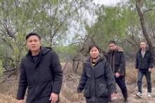 Thấy gì từ làn sóng người Trung Quốc đào thoát sang Mỹ?