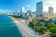 Nhiều khách sạn du lịch ở Nha Trang, Đà Nẵng,… bị ngân hàng rao bán