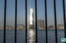 Số triệu phú ở Singapore tăng 40%, ở Hồng Kông giảm gần 30%