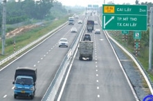Thu phí cao tốc đầu tư bằng tiền ngân sách: Người dân gánh nhiều loại thuế phí