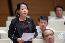 ĐBQH: ‘Để UBND chọn SGK, NXB chỉ cần vận động 63 tỉnh thành’