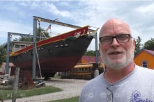 Người đàn ông hơn 10 năm đóng thuyền thép dài 22.5 mét vì ước mơ phiêu lưu của mình 