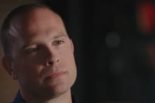 Cựu sĩ quan tiết lộ Mỹ thu được UFO không phải của con người