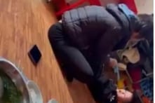 Chủ một cơ sở mầm non ở Hải Phòng bị ‘tố’ dùng lược đánh trẻ 