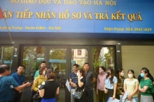 Hà Nội: Phụ huynh lên Sở GD&ĐT kiến nghị vụ đề Toán in mờ