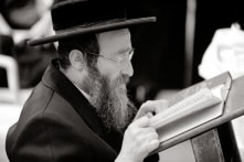 Bí quyết giáo dục gia đình Do Thái: “Mang theo thứ gì khi thoát hiểm trong đám cháy?” 