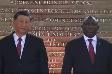 Ông Tập Cận Bình khoe ở BRICS rằng thị trường Trung Quốc có ưu điểm là bền