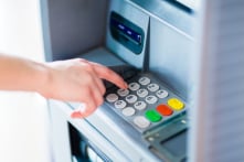 Hà Nội: Du khách Nga bị tài xế taxi rút trộm tiền trong thẻ ATM đến 2 lần 