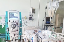 Kiên Giang: 2 trong 3 người phải cấp cứu do ngộ độc rượu đã tử vong