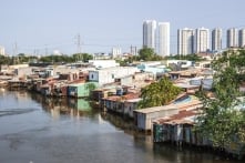 Nguy cơ từ những vụ thổi giá đất đấu giá vùng ven – Lo ngại một thế hệ không mua được nhà