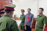 hieu truong va 2 ke toan truong cao dang cong nghiep thanh hoa bi khoi to
