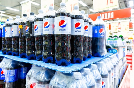 Pepsi cân nhắc chuyển sang dùng đường mía sau Coca-Cola