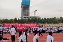 Trường học TQ diễn lại cảnh cố Thủ tướng Abe bị ám sát, gây xôn xao dư luận 
