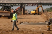 ĐCSTQ trước nguy cơ bồi thường khổng lồ từ các dự án ‘Vành đai và Con đường’