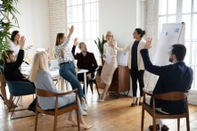 Khả năng lãnh đạo: 6 lầm tưởng khiến bạn bị kìm hãm trong công việc