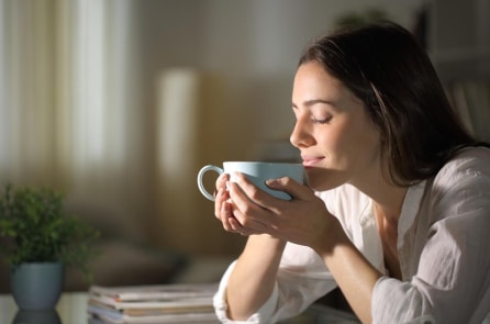 Trà pha đường phèn thêm hương vị, tốt cho sức khỏe