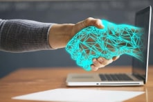 Khảo sát Liên Hiệp Quốc về AI phục vụ tốt cho xã hội: Nghèo tin giàu nghi