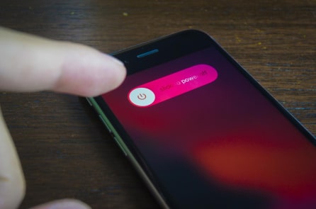 Đã bao lâu rồi bạn chưa tắt điện thoại? Mẹo nhỏ tăng tuổi thọ điện thoại