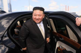 Kim Jong Un va xe Aurus