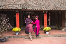 Một số lễ nghi chúc Tết truyền thống cần dạy bảo trẻ nhỏ