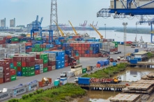 Nửa đầu tháng 2, Việt Nam nhập siêu 3,19 tỷ USD