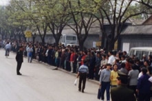 Cuộc thỉnh nguyện ôn hòa của hơn 10.000 người khiến công an TQ cảm động