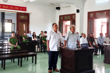 Gây thất thoát hơn 10 tỷ đồng, nguyên Chủ tịch Phú Yên bị tuyên 3 năm tù treo