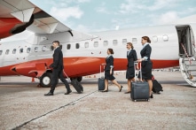 Bật mí những thứ bên trong hành lý của tiếp viên hàng không