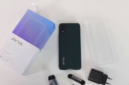 Nga triển khai sản xuất smartphone chống thu thập dữ liệu trái phép