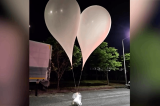 North Korea balloons trash