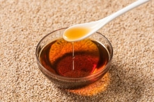 Vì sao ăn một thìa dầu mè mỗi ngày giúp giảm xơ gan hay ung thư gan?