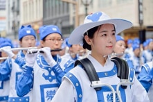 Chuyện người chỉ huy dàn nhạc giải cứu người mẹ hiền bị bức hại tại TQ