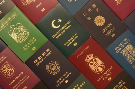 Xếp hạng hộ chiếu quyền lực nhất thế giới trong quý 2 năm 2024, châu Âu có nhiều nhất