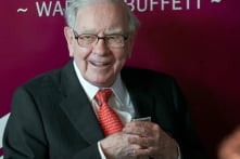 Warren Buffett: Khoảng cách giàu nghèo lớn là kết quả tất yếu trong nền kinh tế thị trường