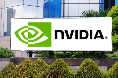 Giá cổ phiếu NVIDIA lao dốc, 279 tỷ USD giá trị thị trường bốc hơi