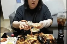 TQ: Người nổi tiếng Internet đột tử sau khi ăn liên tục 10 giờ