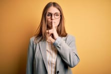 Im lặng – Một vũ khí sắc hơn kim cương