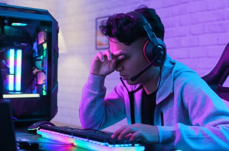 Nghiện game: Điều gì xảy ra khi game thay thế thực tại?