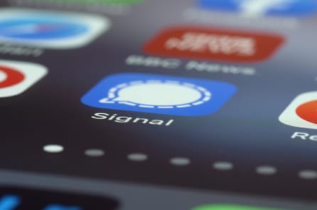 Tài khoản Signal bị tin tặc tấn công quy mô lớn