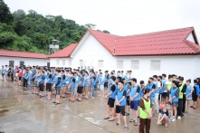 Bắt 155 người Việt tại Lào chuyên gọi điện thoại lừa người Việt