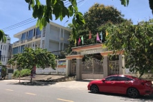 Đà Nẵng: HS giỏi ký nhận tiền thưởng 200.000 đồng nhưng được phát vở giá 120.000 đồng