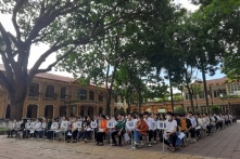 Một trường ở Vĩnh Phúc chi % tiền bảo hiểm, đồng phục cho giáo viên chủ nhiệm