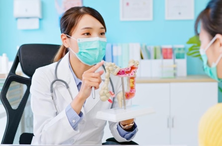 Ung thư đại trực tràng ở người trẻ tuổi: Triệu chứng và yếu tố nguy cơ