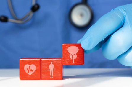 Là bác sĩ, tôi chủ động phòng tránh ung thư tuyến tiền liệt như thế nào?