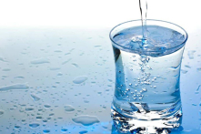 Nghiên cứu: Tìm thấy hóa chất chưa xác định trong nước uống