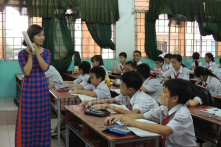 TP.HCM: Hơn 490.000 học sinh THCS có thể được miễn học phí