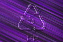 Hiểu rõ các mã số trên sản phẩm nhựa: Số 5 là an toàn nhất