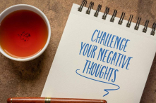 Làm thế nào để vượt qua ‘các kiểu tư duy tiêu cực’?