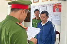 Quảng Nam: Nhân viên dùng cồn pha rượu khiến 2 du khách tử vong